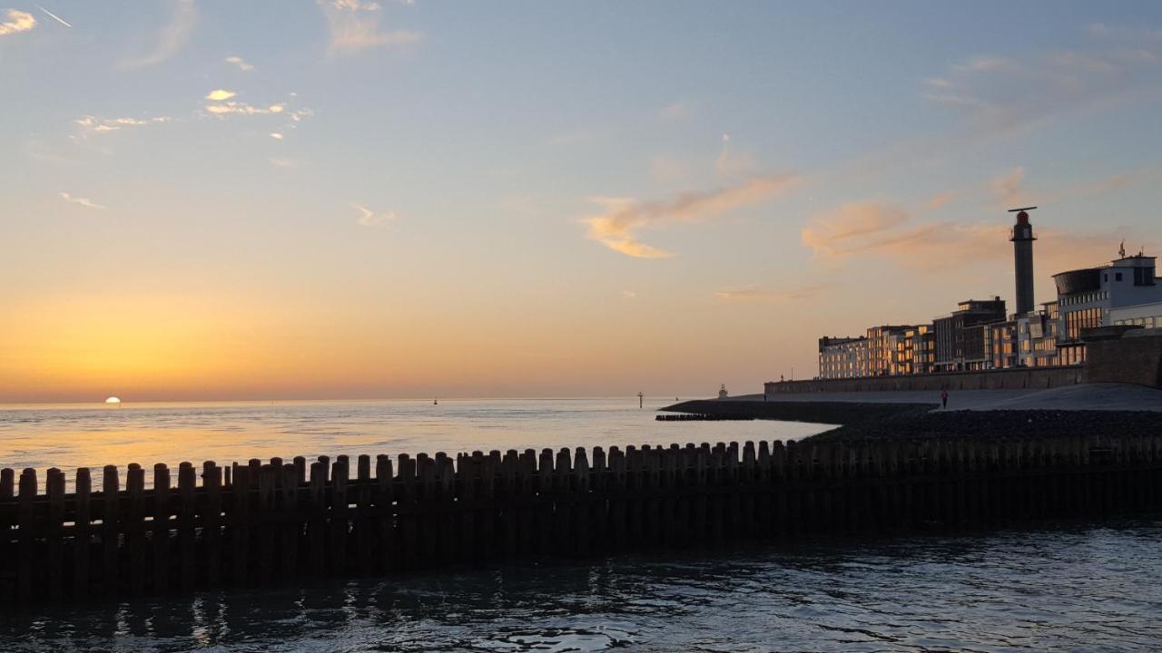 Rijksmonument Havenzicht, Met Zeezicht, Ligging Direct Aan Zee En Centrum フリシンゲン エクステリア 写真