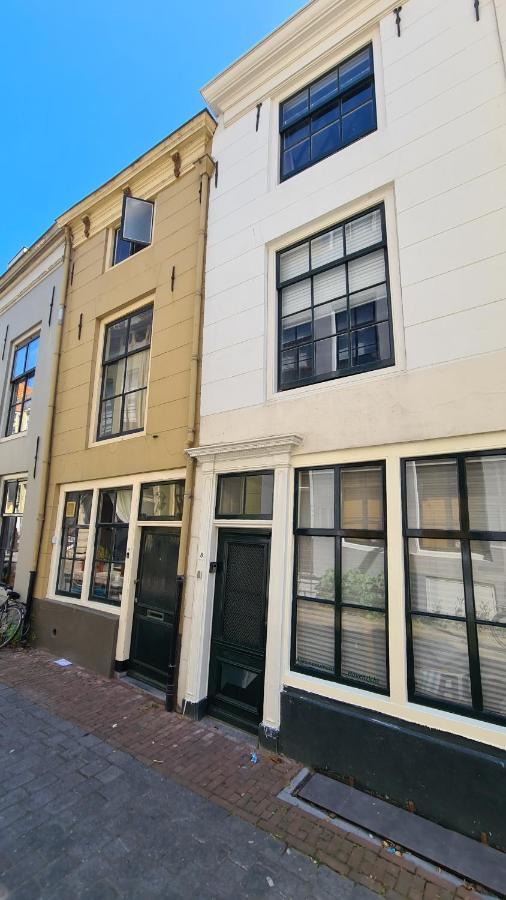 Rijksmonument Havenzicht, Met Zeezicht, Ligging Direct Aan Zee En Centrum フリシンゲン エクステリア 写真